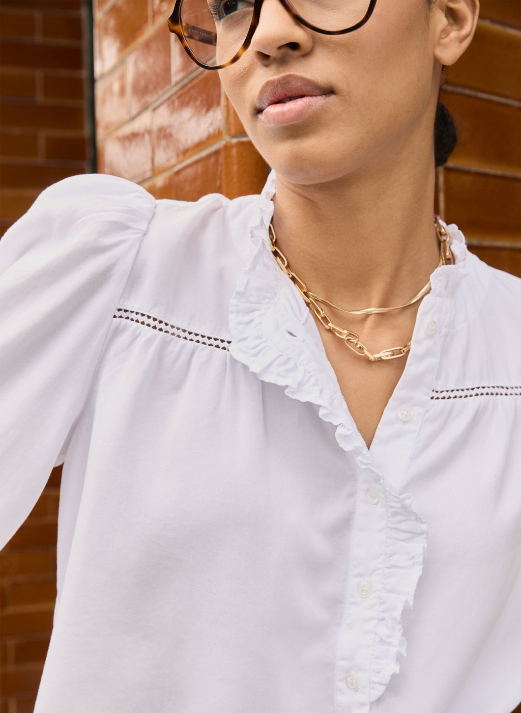 Estela Broderie Detail Blouse - Pure White Baukjen