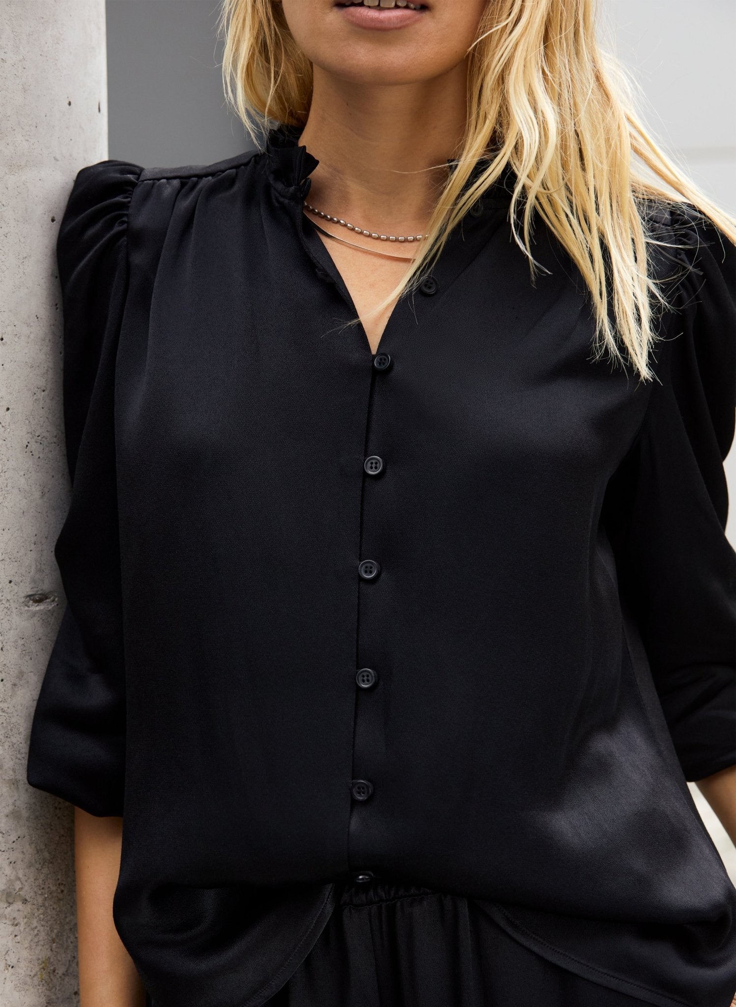 Evelyn Satin Frill Neck Blouse - Caviar Black Baukjen