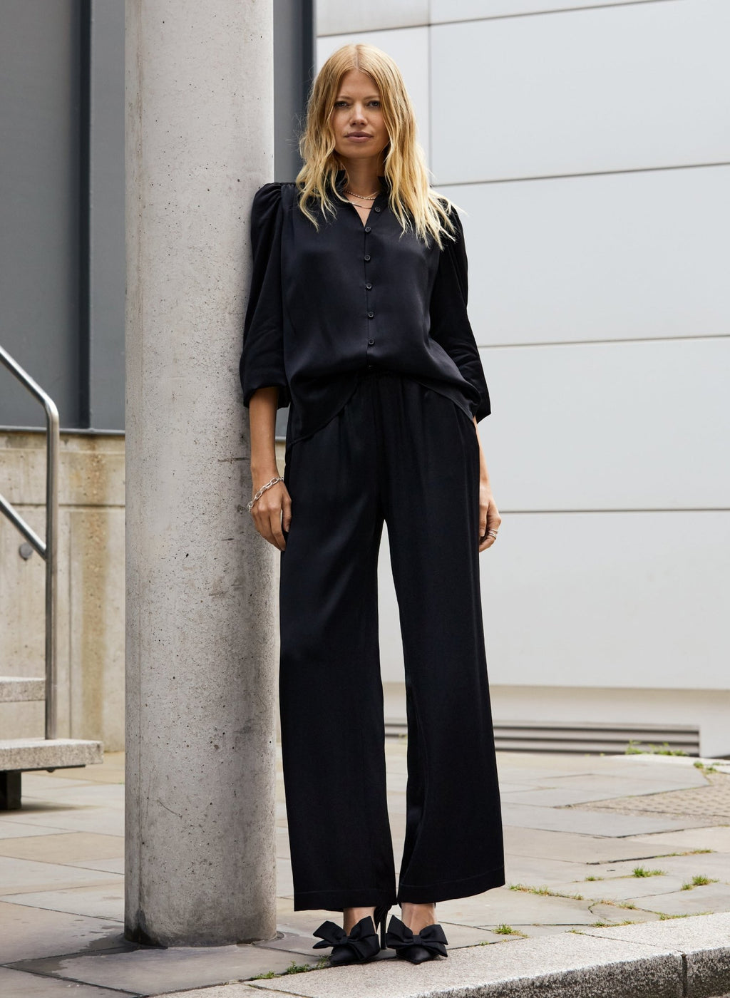 Evelyn Satin Frill Neck Blouse - Caviar Black Baukjen