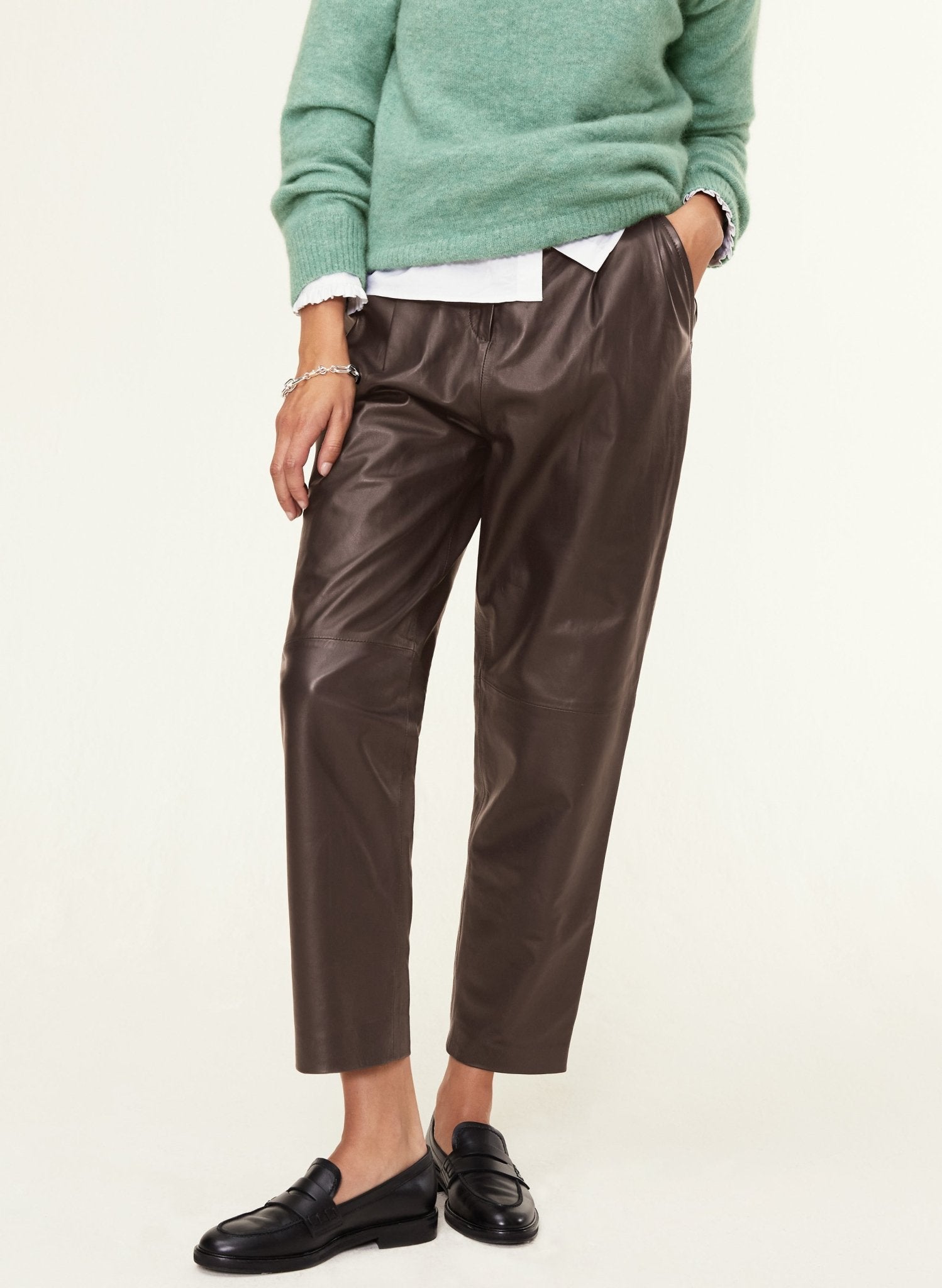 Faiza Leather Trousers - Dark Oak Baukjen
