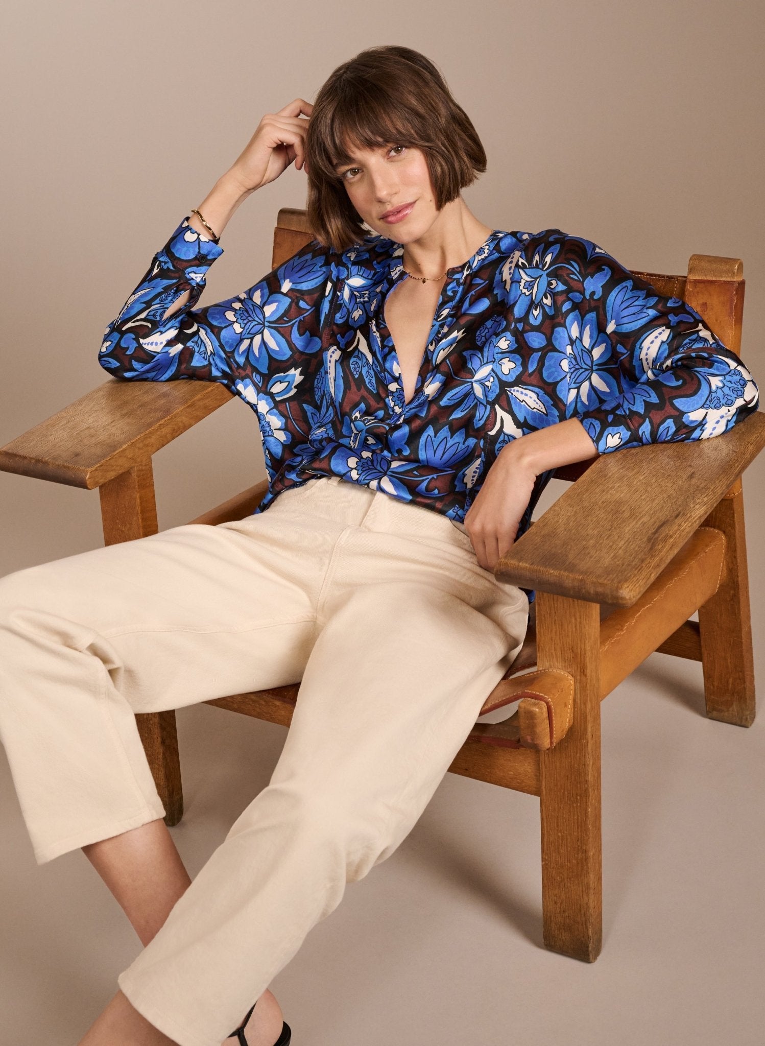 Gloria Blouse - Blue Floral Saraca Baukjen