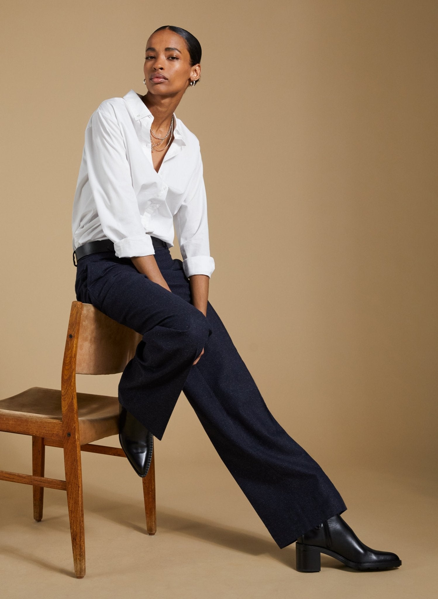 Gwynnie Wool Blend Wide Leg Trousers - Navy Baukjen