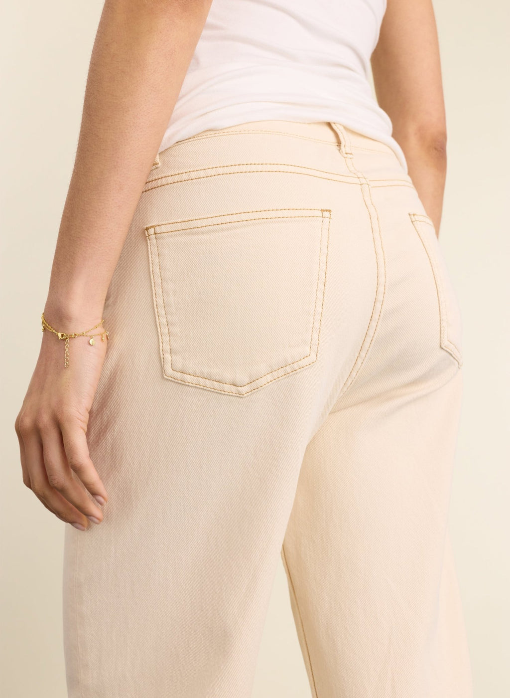 Helen Organic Cotton Stretch Turn Up Jeans - Ecru Baukjen