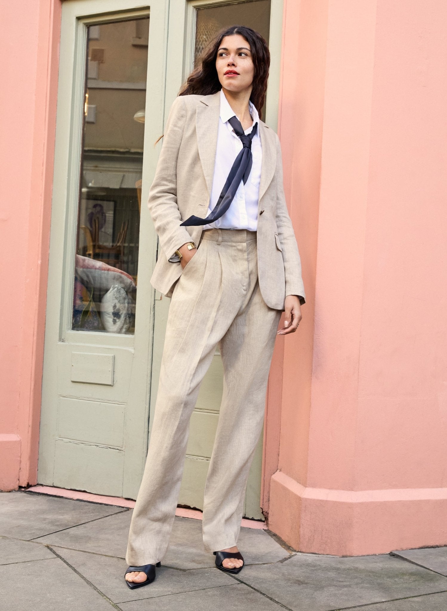 Henrietta Linen Trousers - Neutral Baukjen