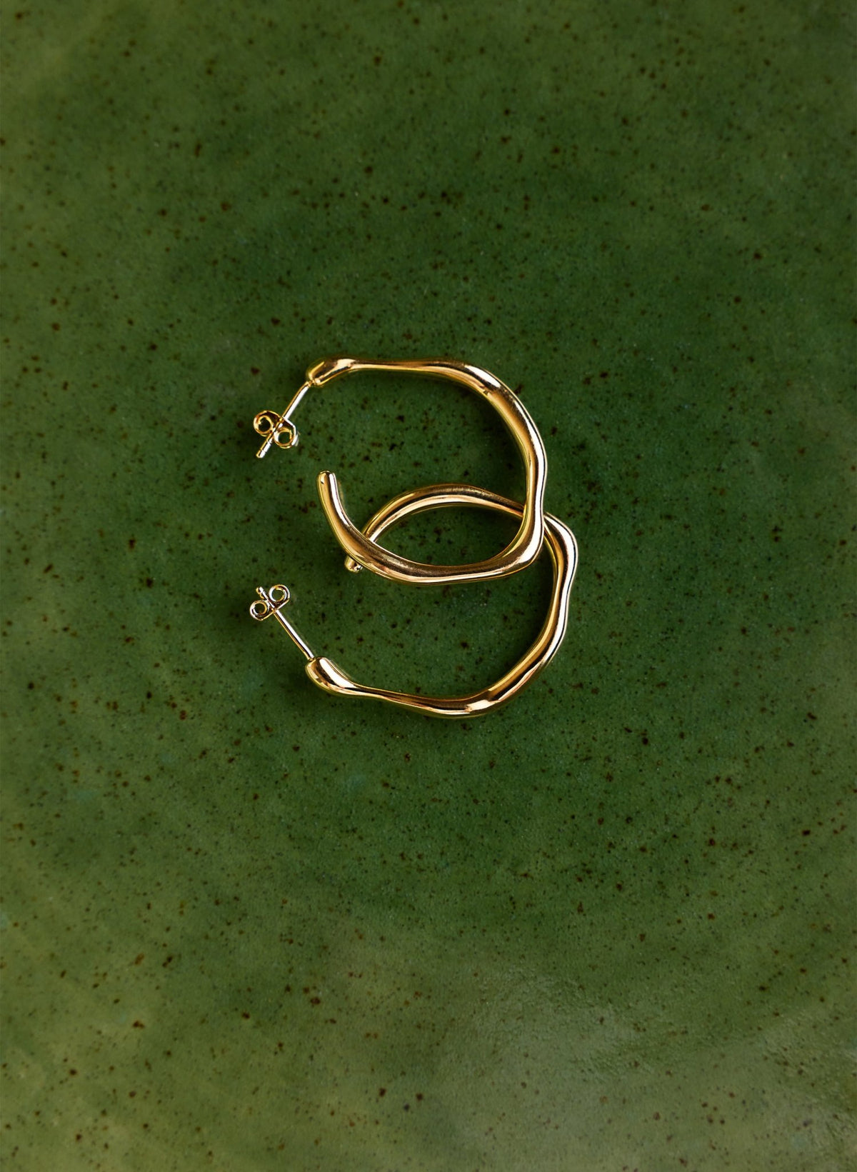 Inez Wave Hoop Earrings - One Size Baukjen