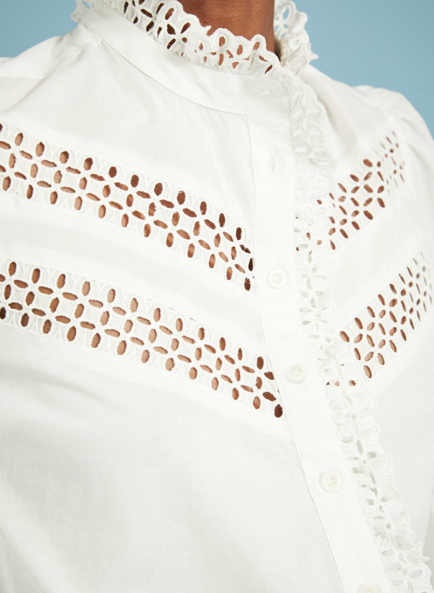 Isamaya Organic Cotton Broderie Detail Blouse - Soft White Baukjen