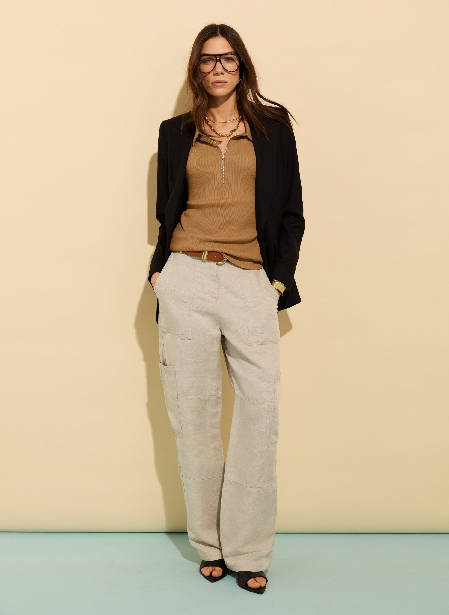 Ivy Organic Rib Zip Collar Top - Camel Baukjen