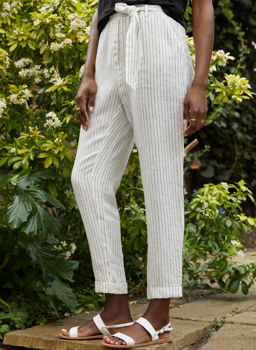 Jaycee Linen Tapered Trousers - White Stripe Baukjen