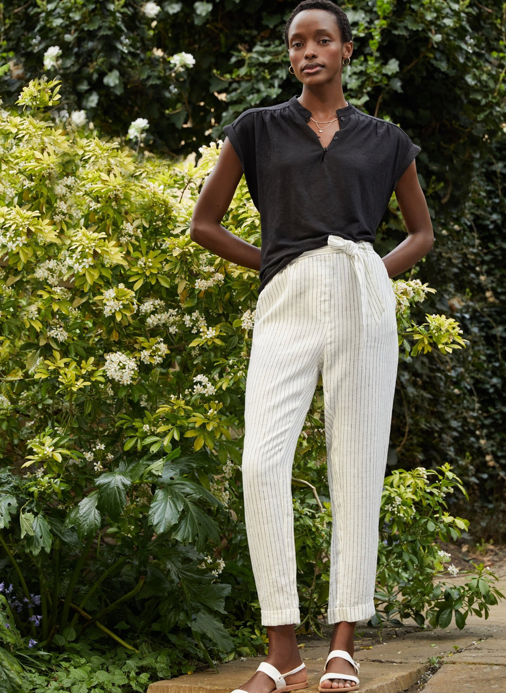 Jaycee Linen Tapered Trousers - White Stripe Baukjen