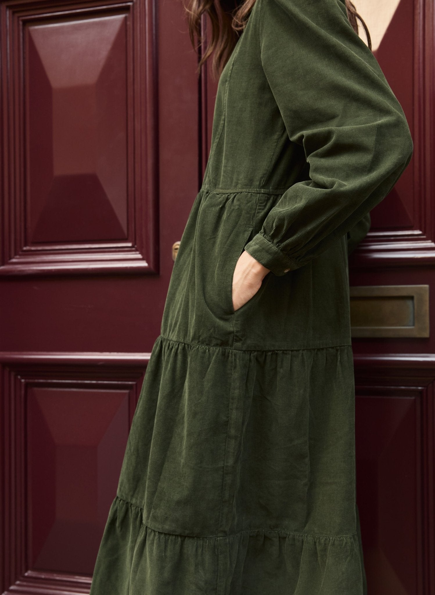 Jean Organic Corduroy Midi Dress - Deep Khaki Baukjen