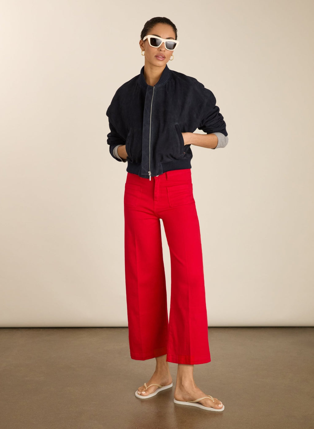 Jena Organic Cotton Stretch Wide Crop Jeans - Crimson Red Baukjen