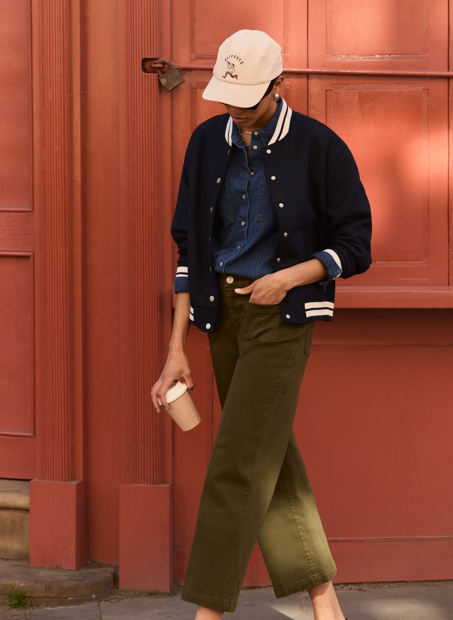 Jena Organic Cotton Stretch Wide Crop Jeans - Dark Olive Baukjen