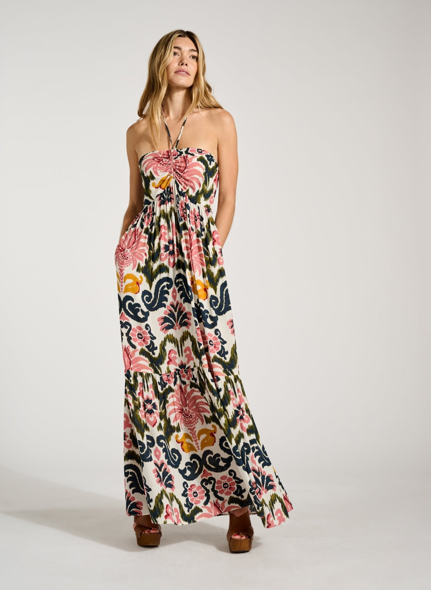 Kamari Dress - Coral Palm Baukjen