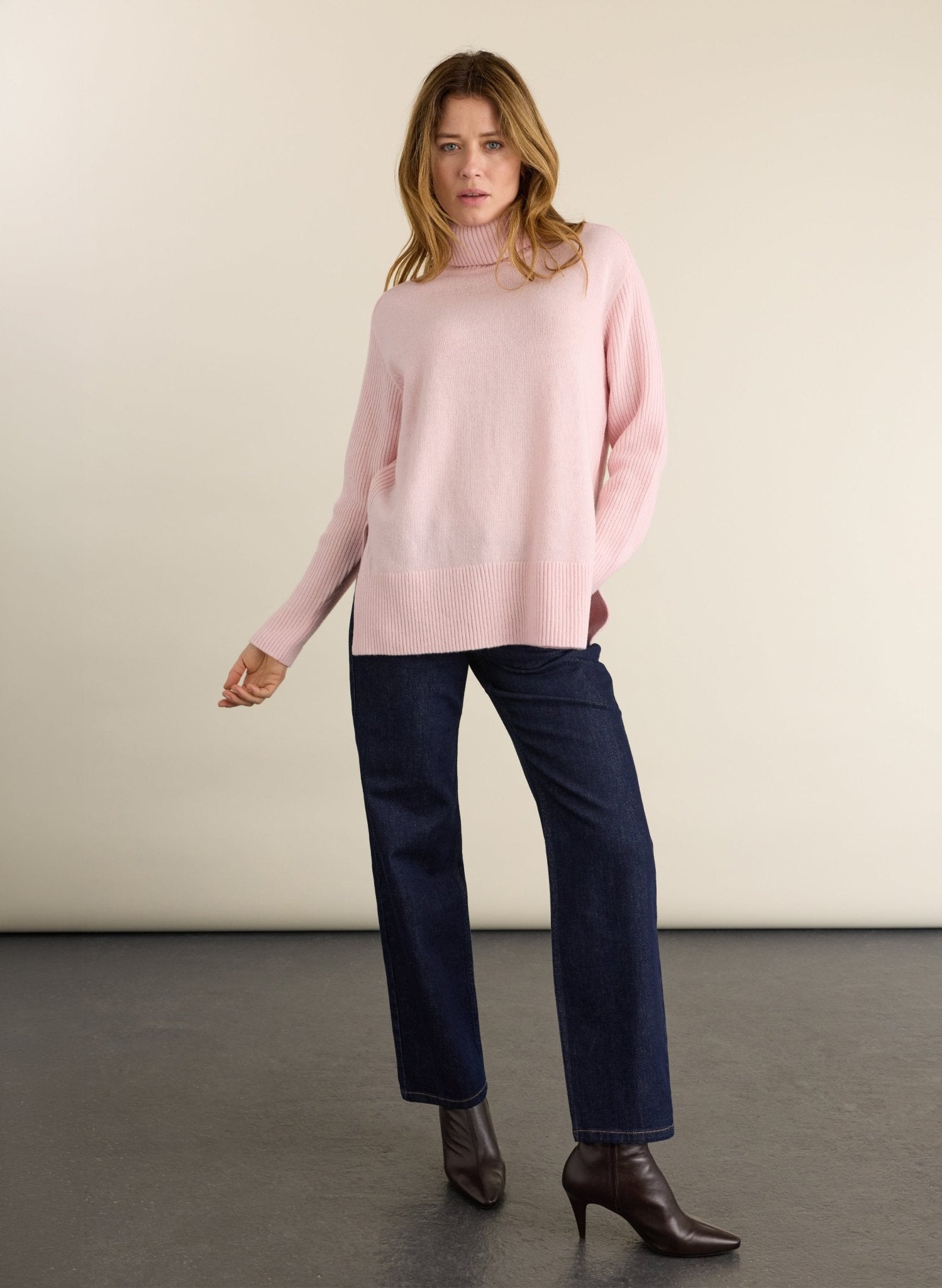 Malin Wool Blend Turtleneck Jumper - Powder Pink Baukjen