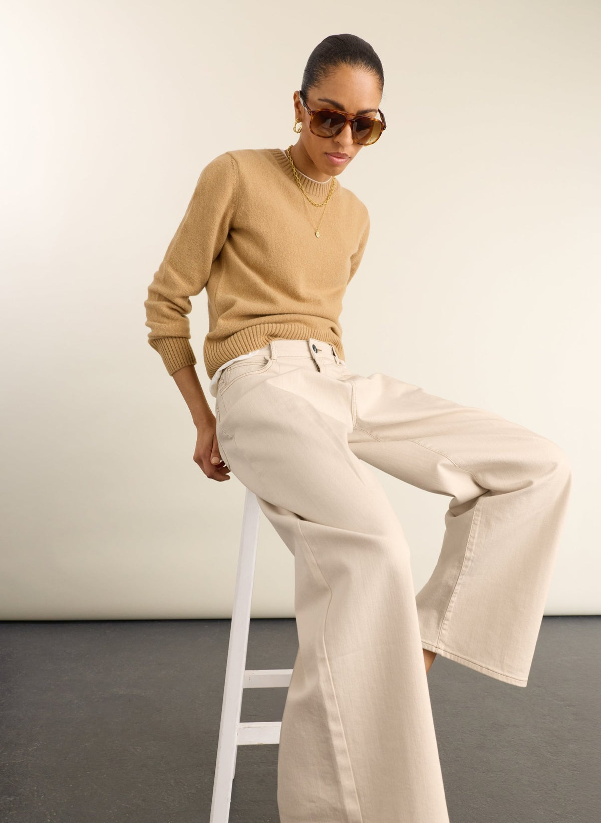 Maria Wide Leg High Waist Pleated Front Jeans - Ecru Baukjen