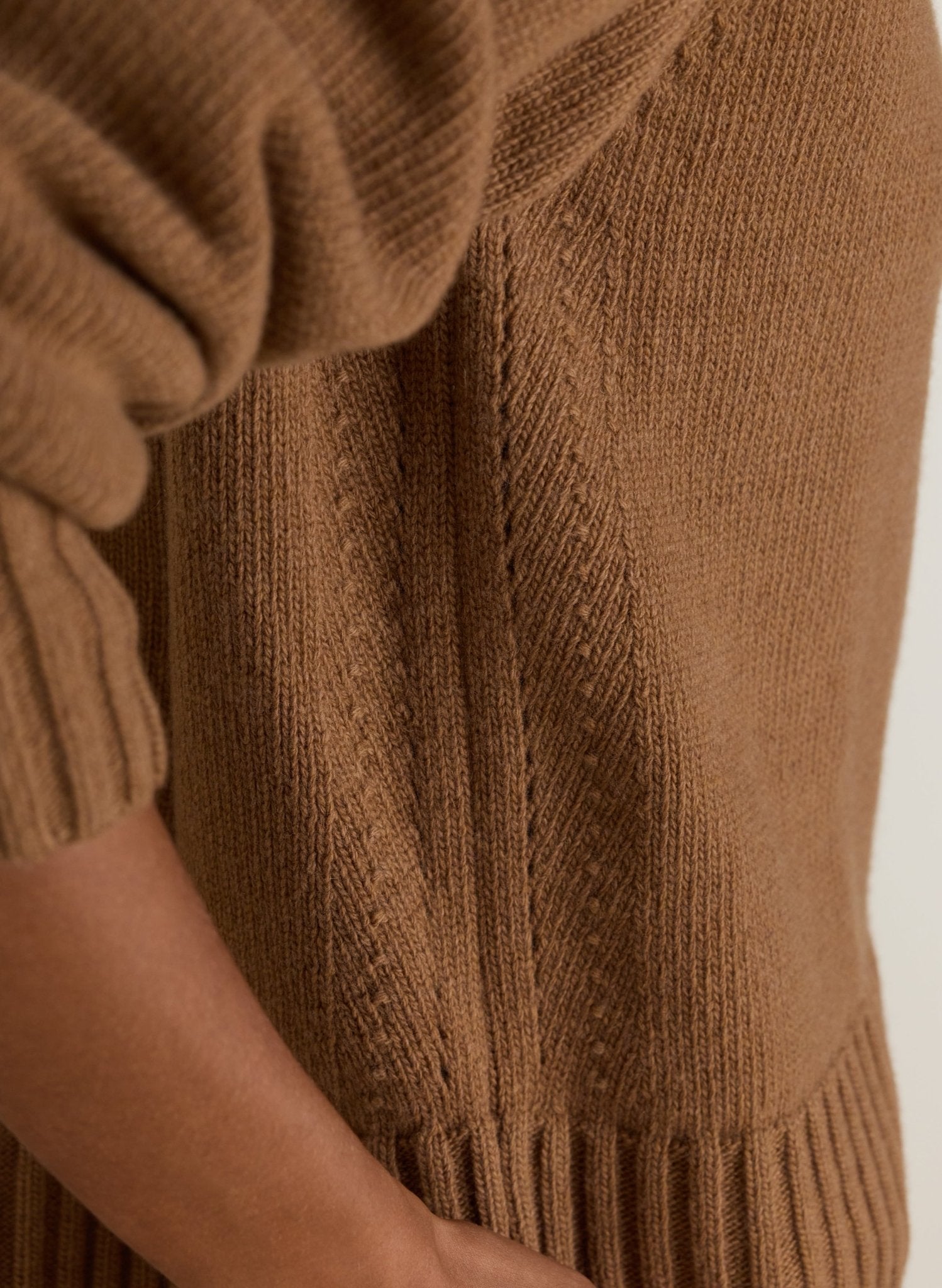 Marley Quarter Zip Jumper - Camel Baukjen