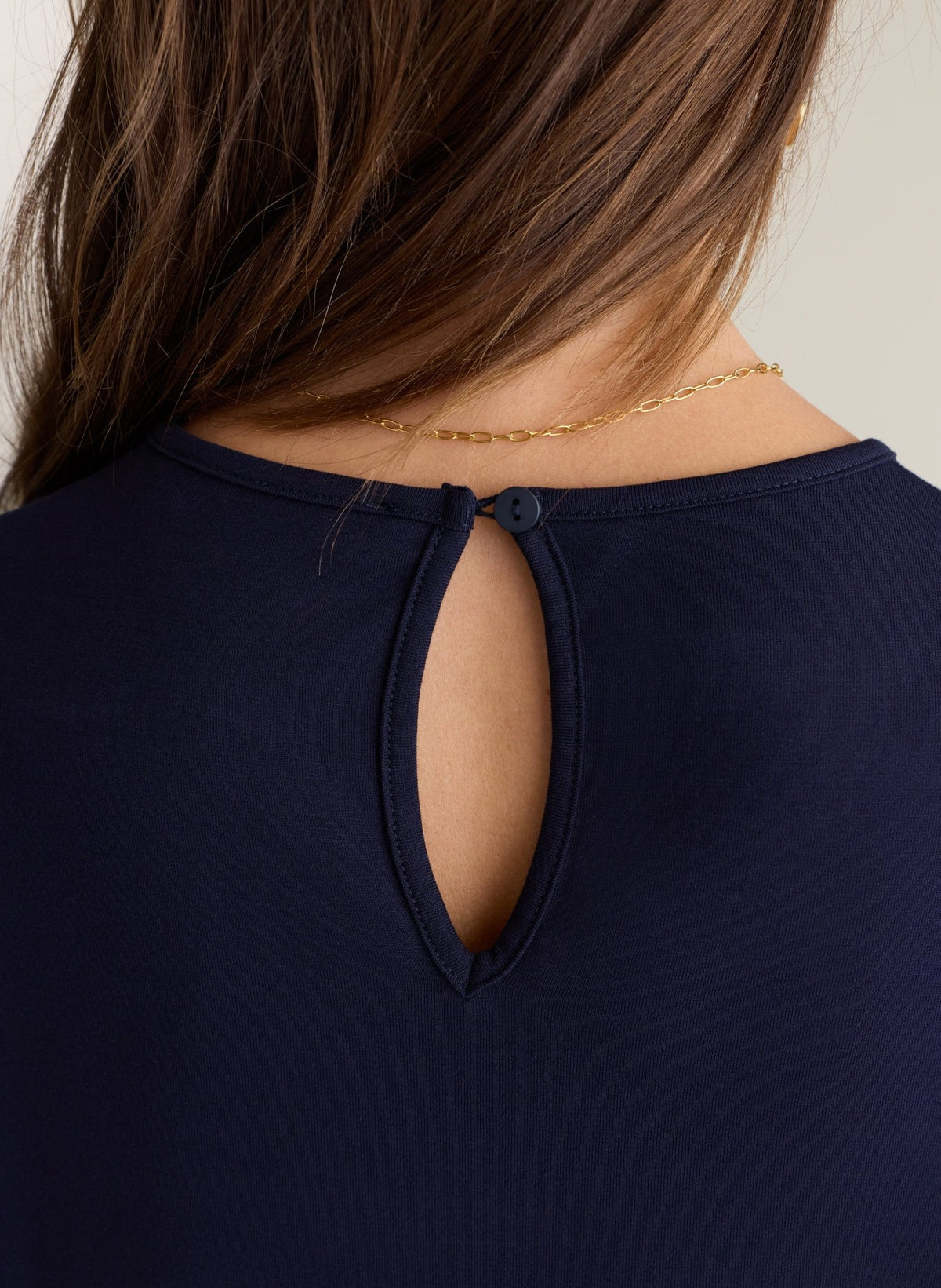 Melanie Smart Top - Navy Baukjen
