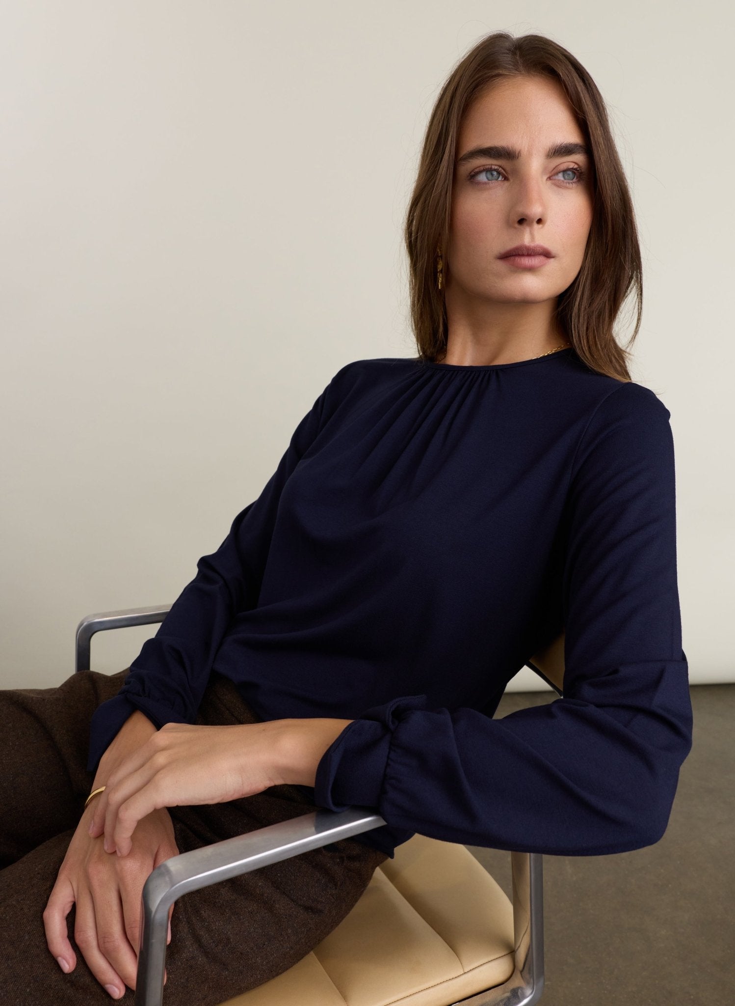 Melanie Smart Top - Navy Baukjen