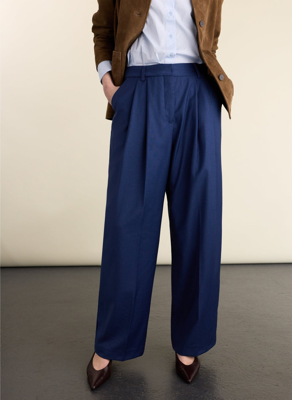 Mika Cool Wool Wide Leg Trousers - French Navy Baukjen