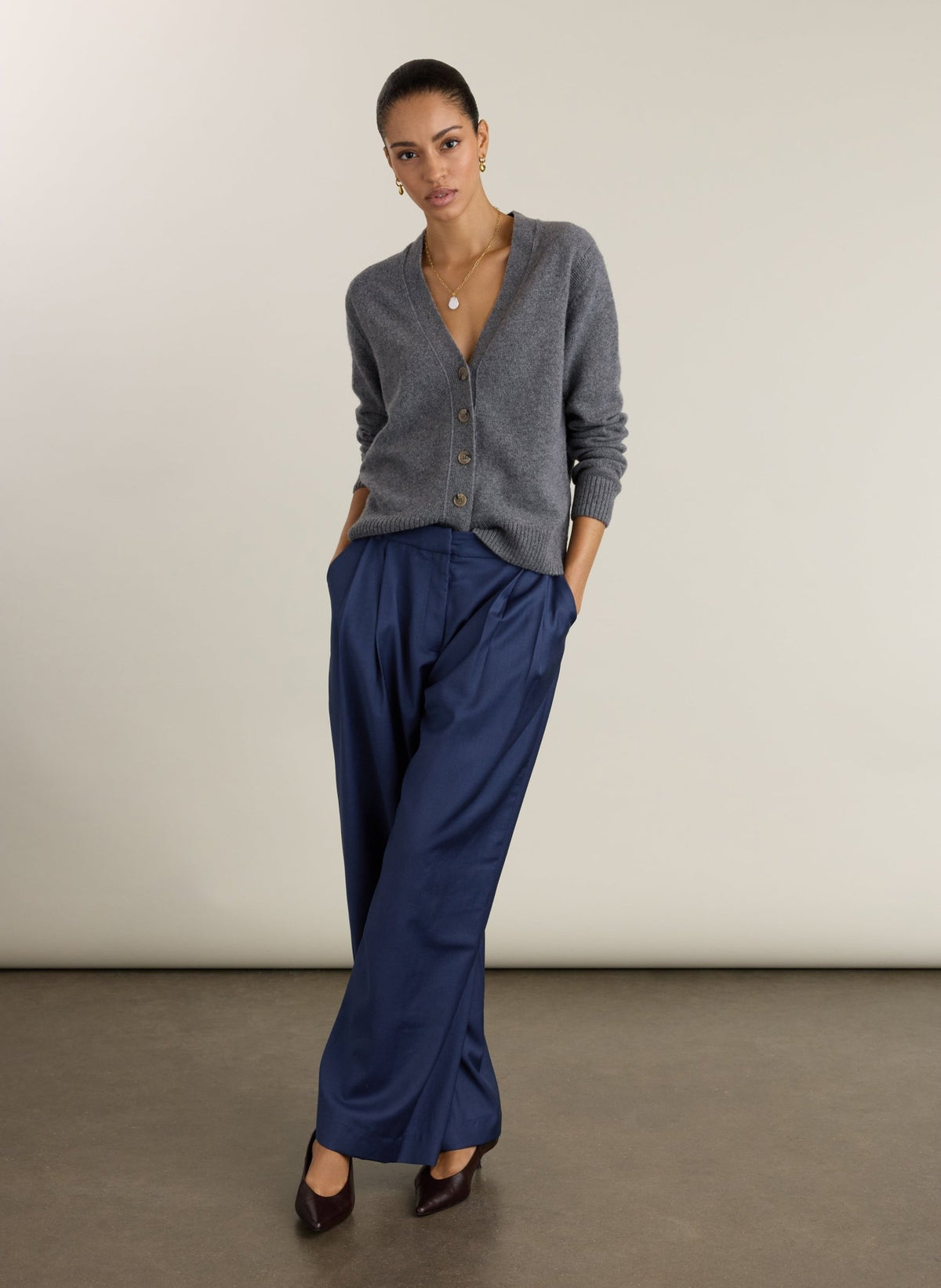 Mika Cool Wool Wide Leg Trousers - French Navy Baukjen