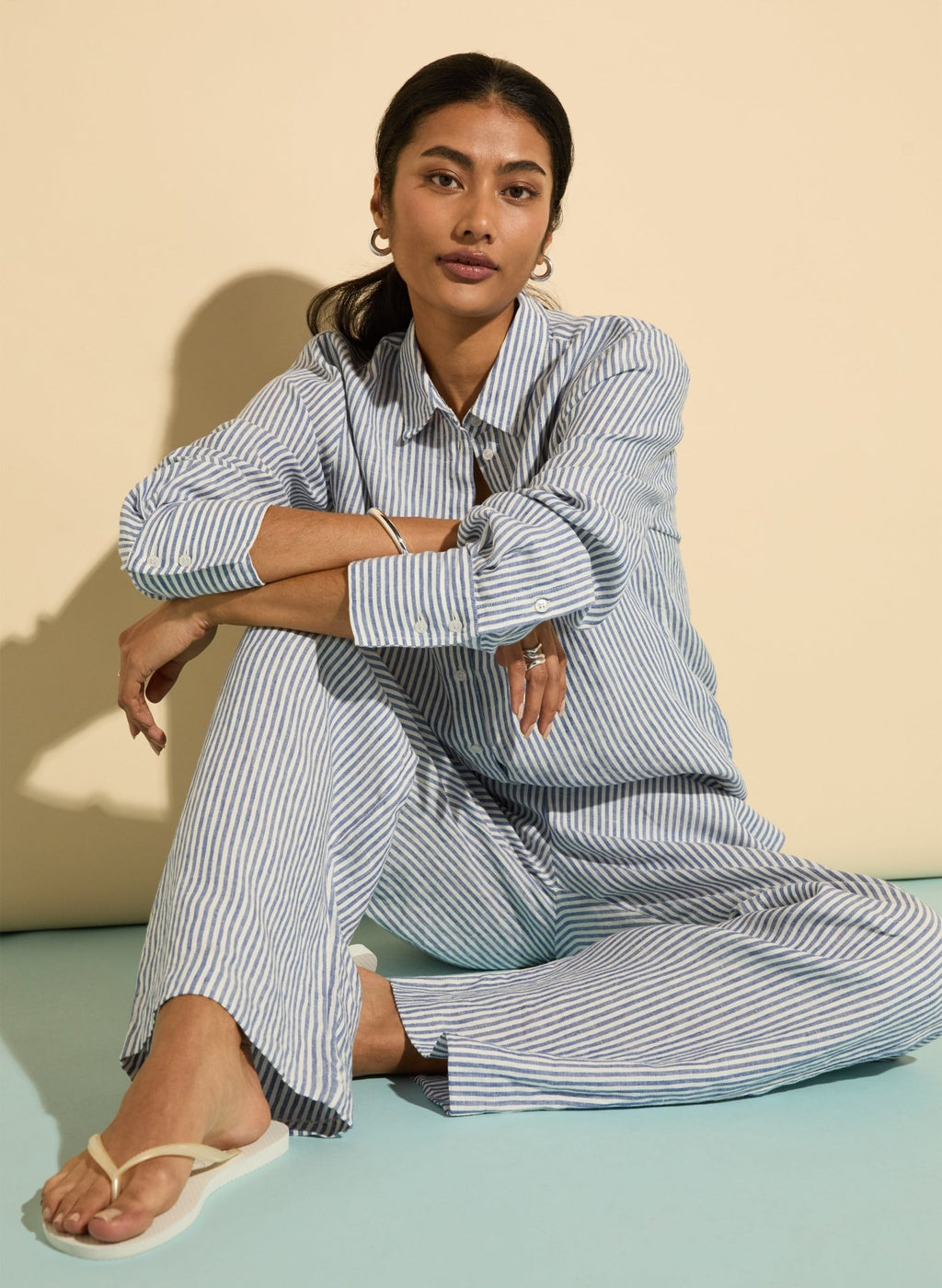 Muriel Linen Shirt - Indigo Stripe Baukjen