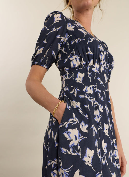 Myra A - line Dress - Navy Floral Baukjen