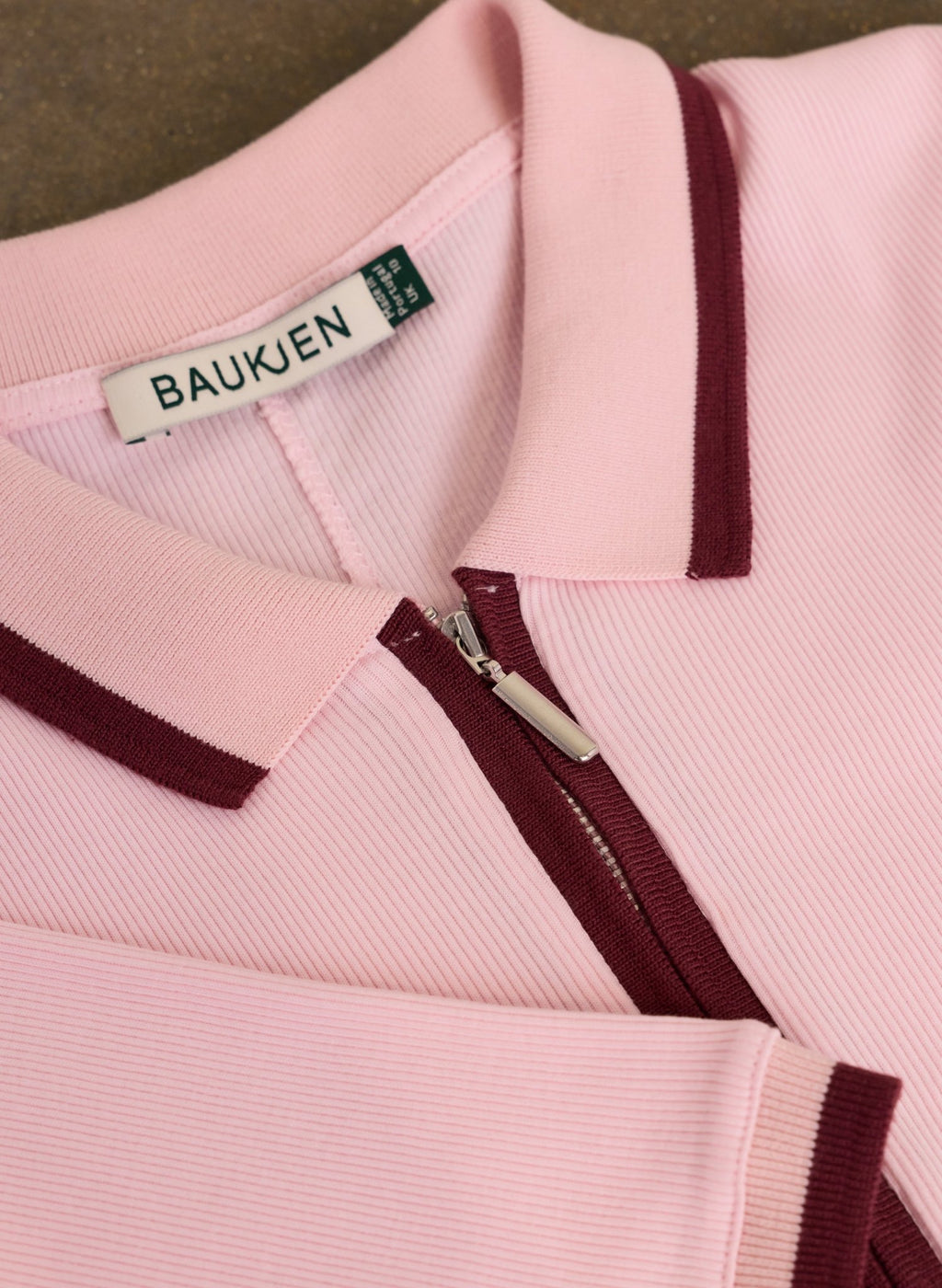 Naomi Organic Rib Zip Collar Top - Pastel Pink & Burgundy Baukjen