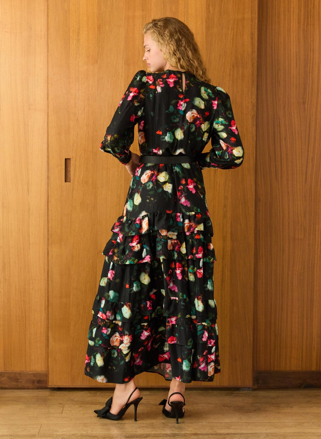 Natasha Printed Maxi Dress - Black Bouquet Baukjen