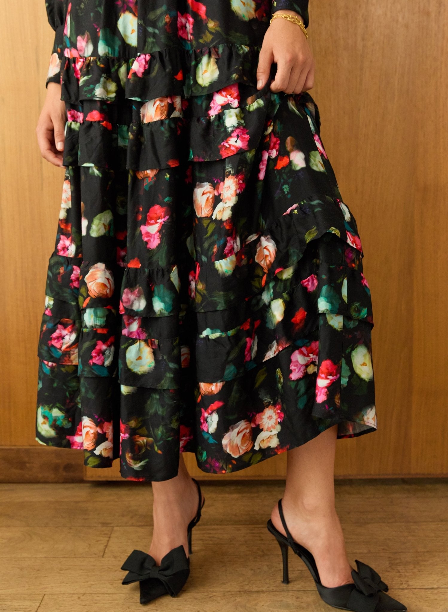 Natasha Printed Maxi Dress - Black Bouquet Baukjen