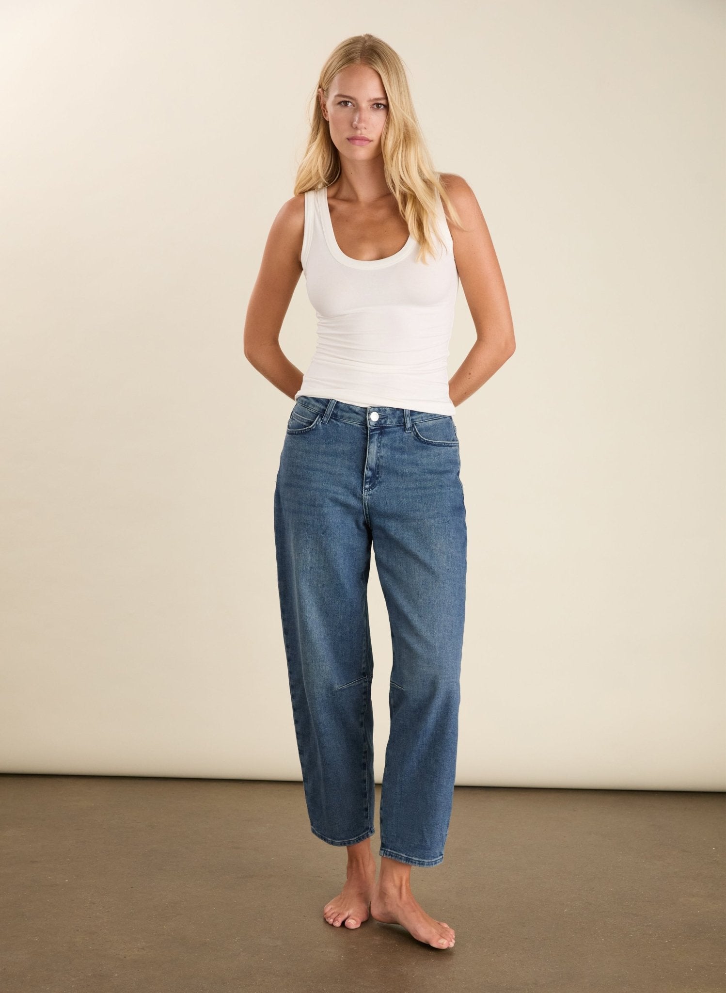 Nixi Organic Cotton Stretch Denim Barrel Jeans - Vintage Wash Baukjen