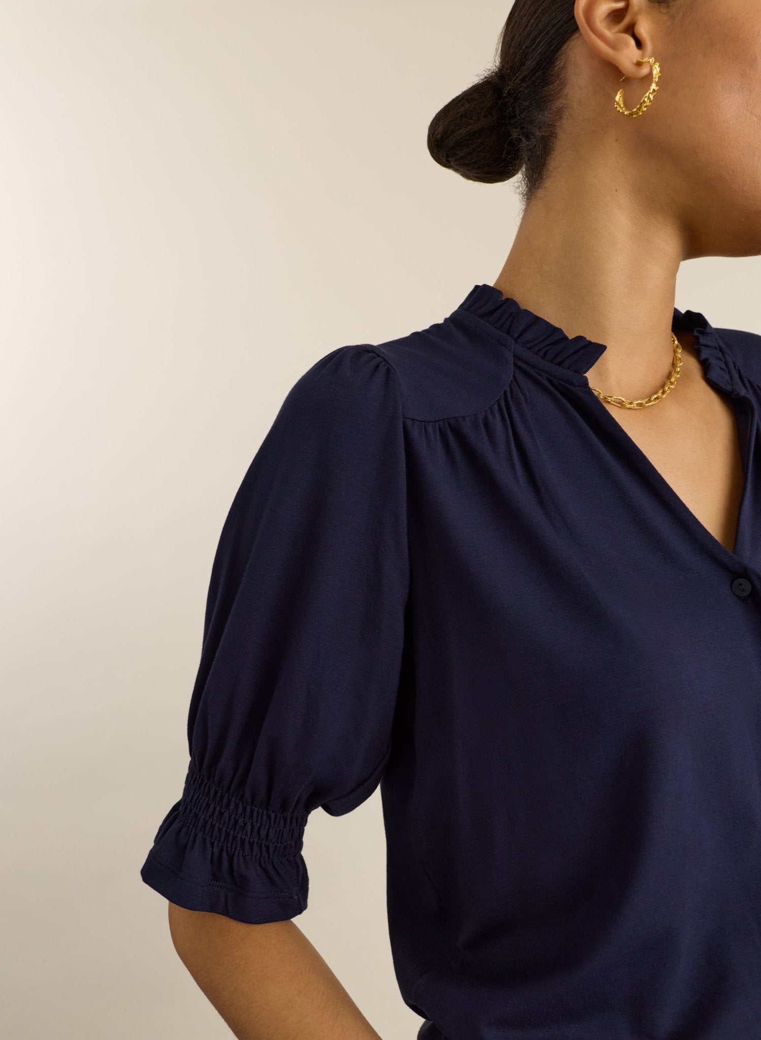 Noa Short Sleeve Blouse - Classic Navy Baukjen