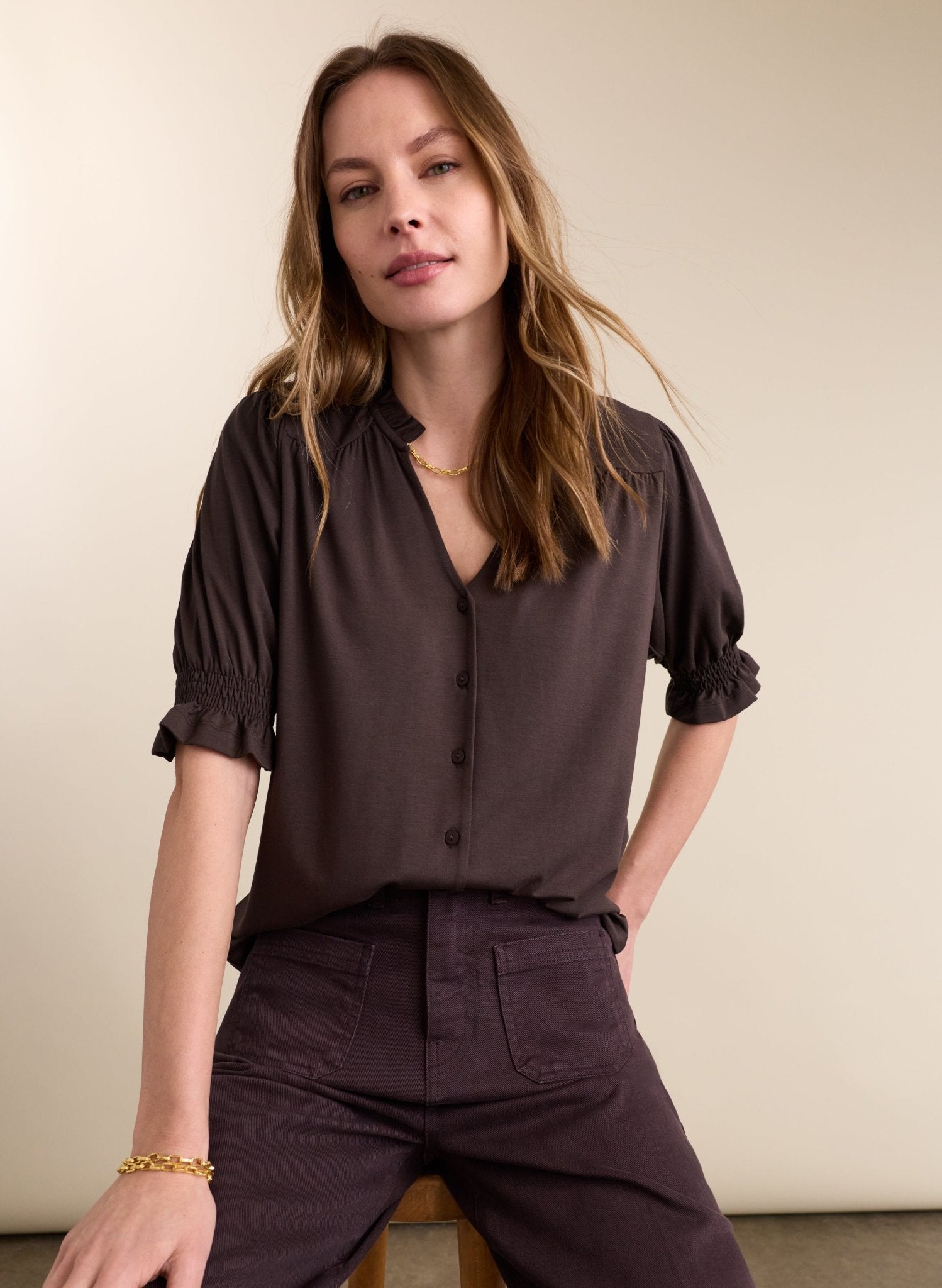 Noa Short Sleeve Blouse - Dark Chocolate Baukjen