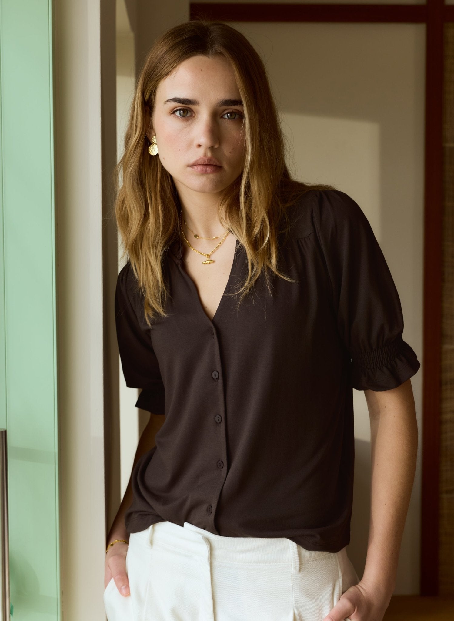 Noa Short Sleeve Blouse - Dark Chocolate Baukjen