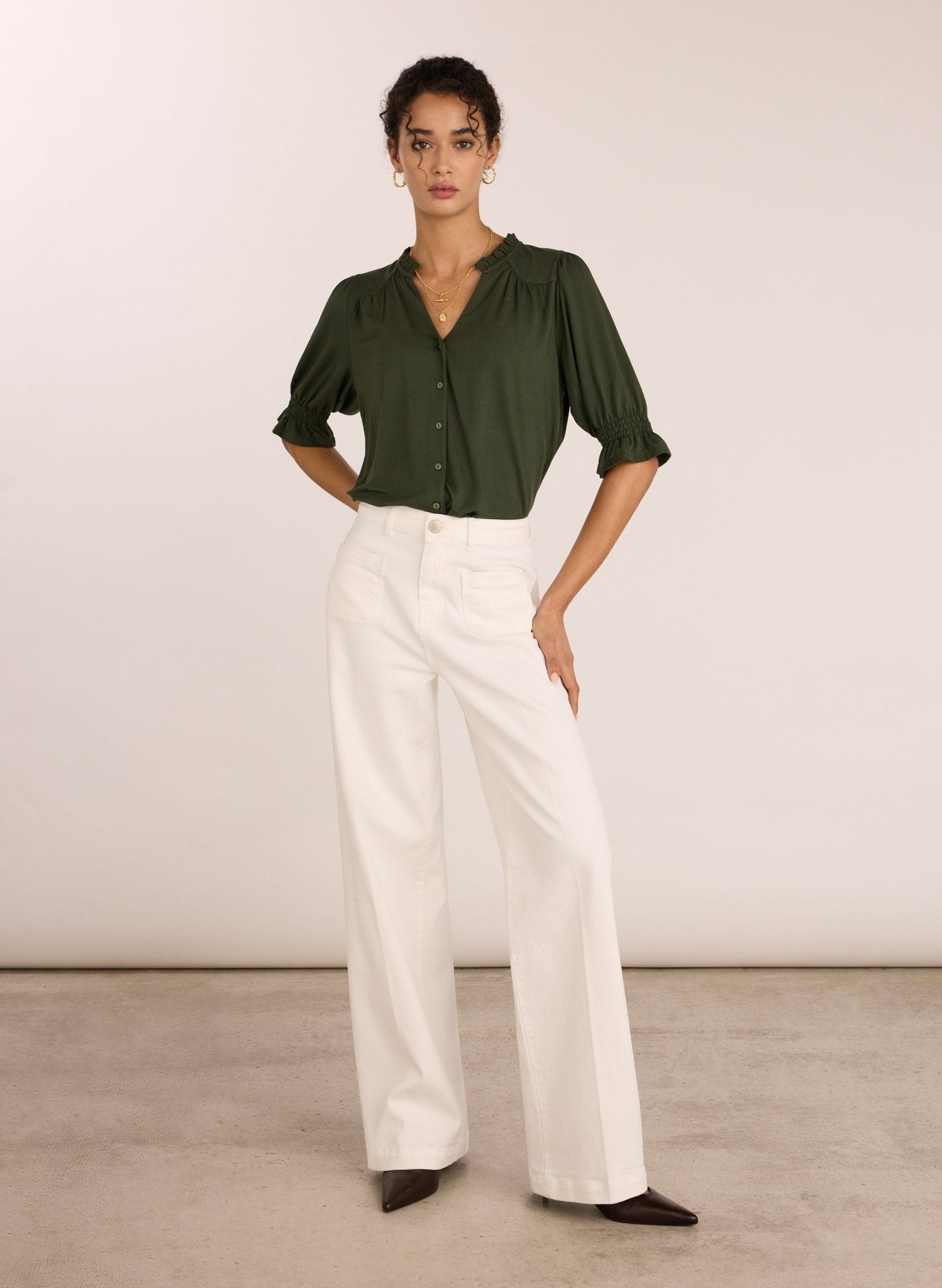 Noa Short Sleeve Blouse - Deep Khaki Baukjen