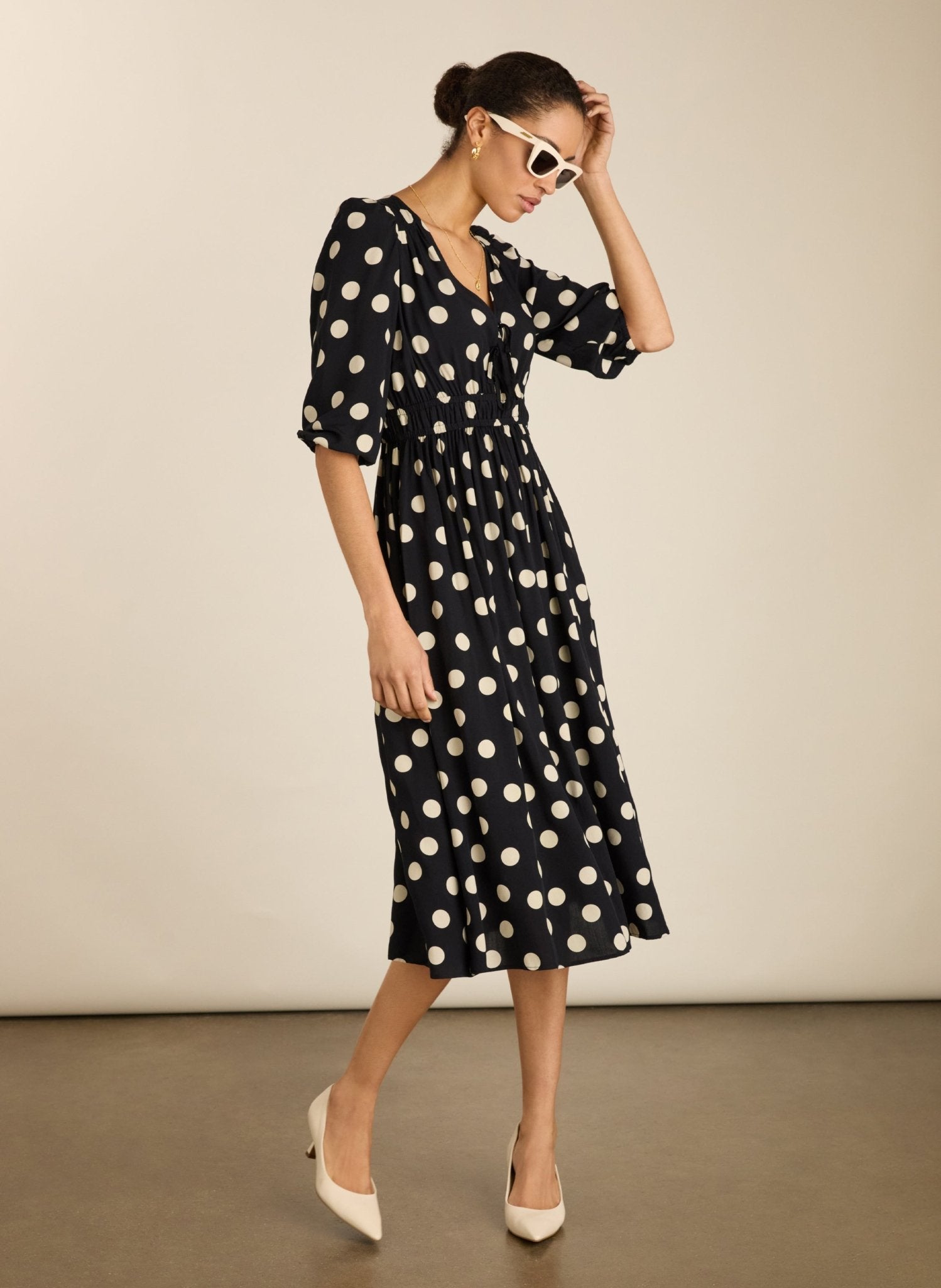Olesia Printed Midi Dress - Black Polka Dot Print Baukjen