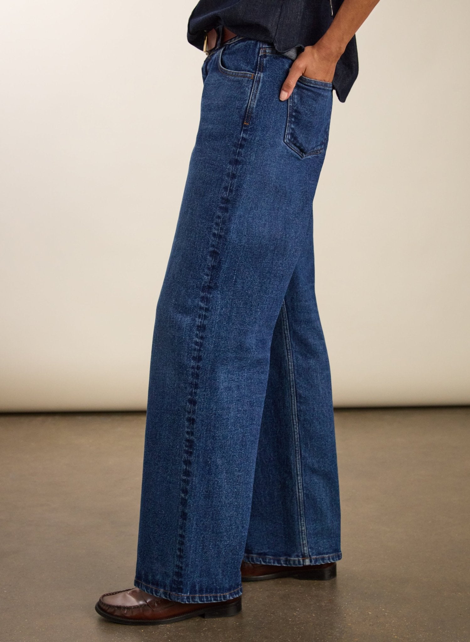 Organic Stretch Cotton Wide Leg Slouch Jeans - Dark Indigo Baukjen