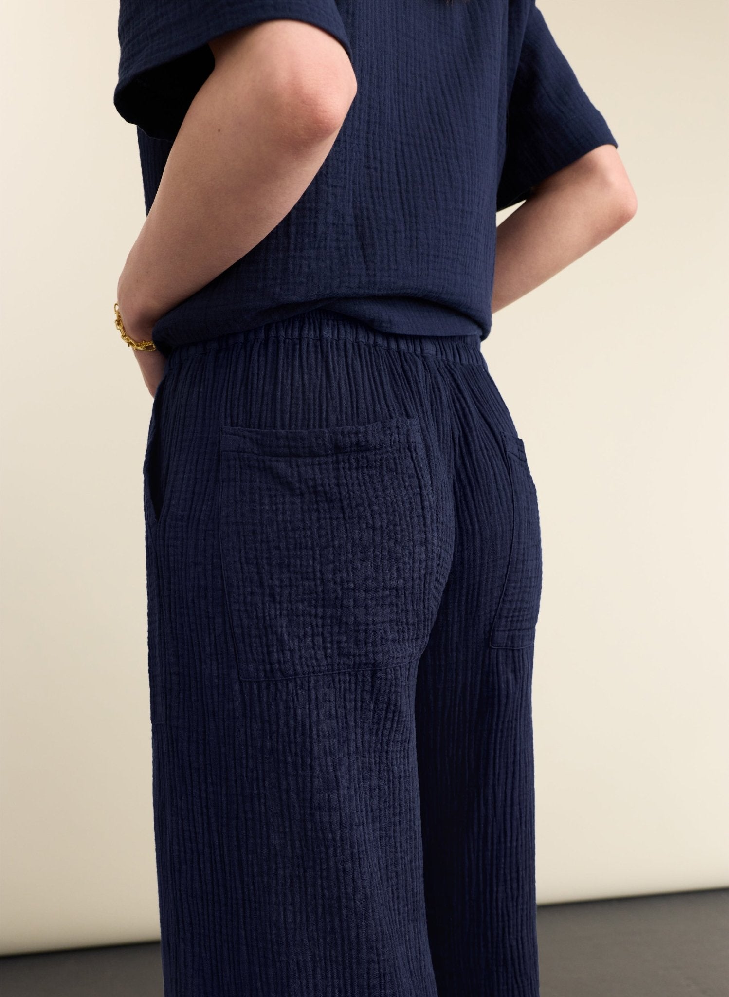 Petite Melrose Double Cheesecloth Wide Leg Trousers - Deep Indigo Baukjen