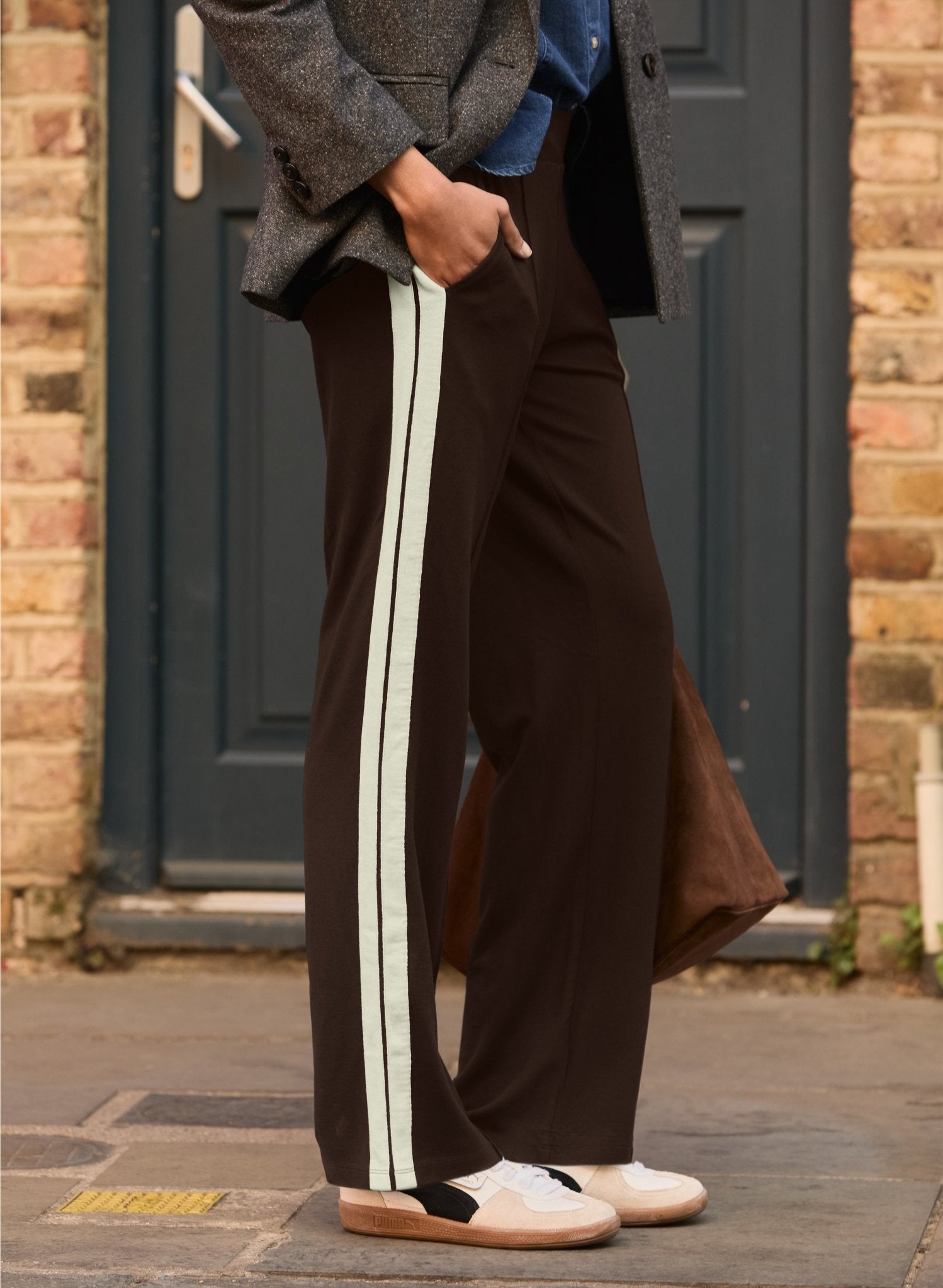 Petite Tippi 2.0 Side Stripe Trousers - Dark Chocolate & Cream Stripe Baukjen