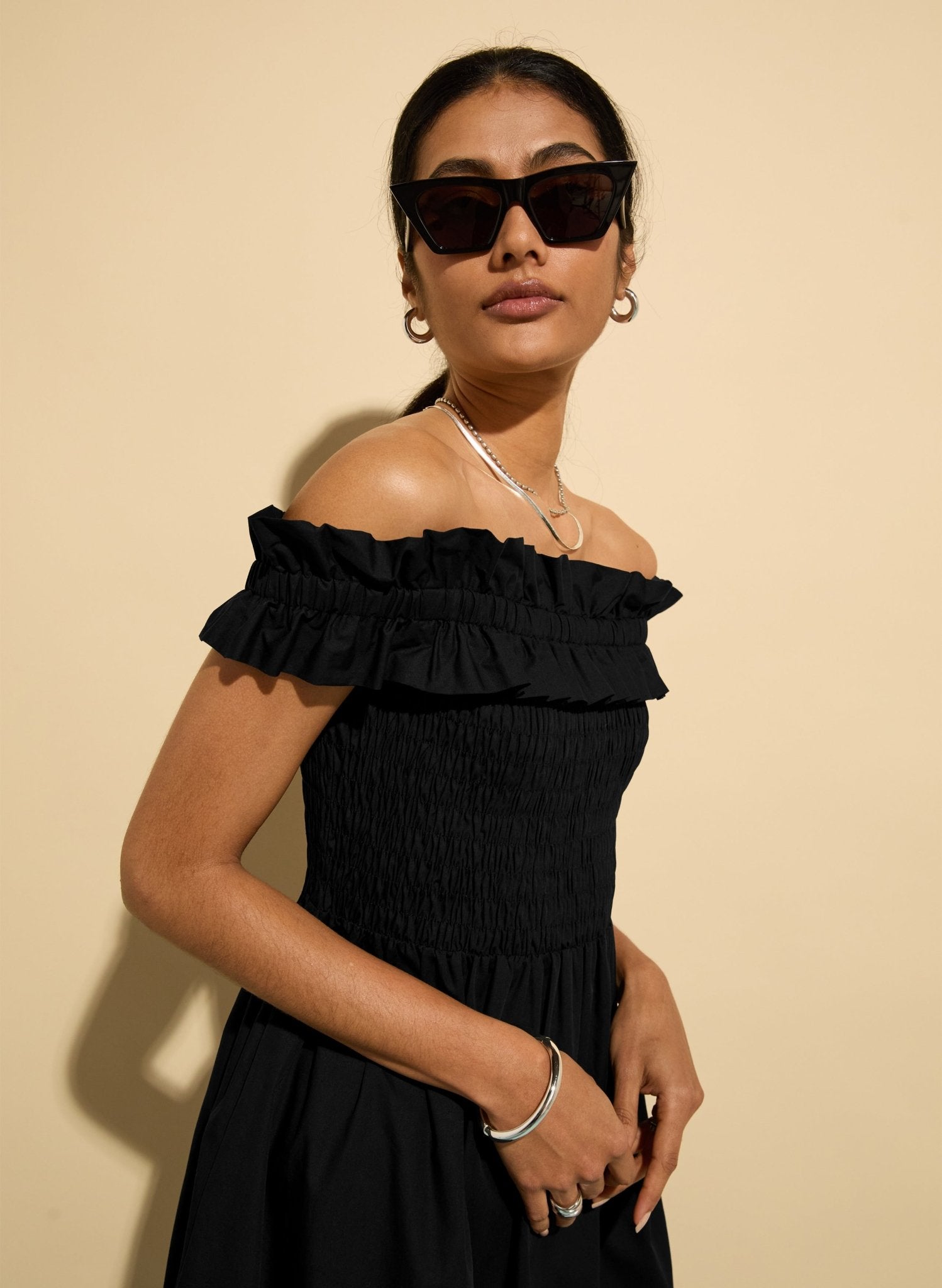 Rafaella Organic Cotton Off Shoulder Midi Dress - Caviar Black Baukjen