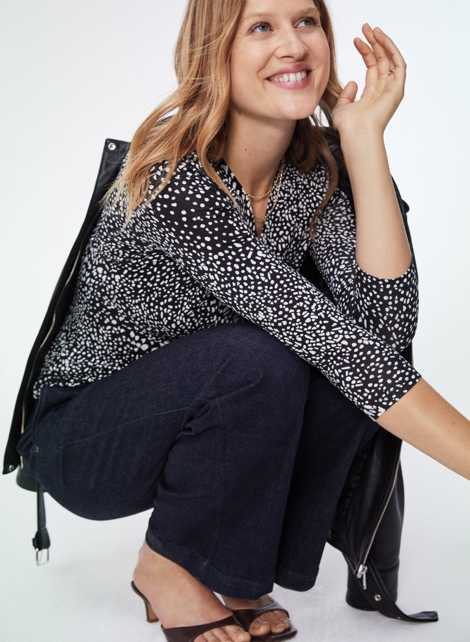 Raya Top with Lenzing™ Ecovero™ - Black Texture Spot Baukjen