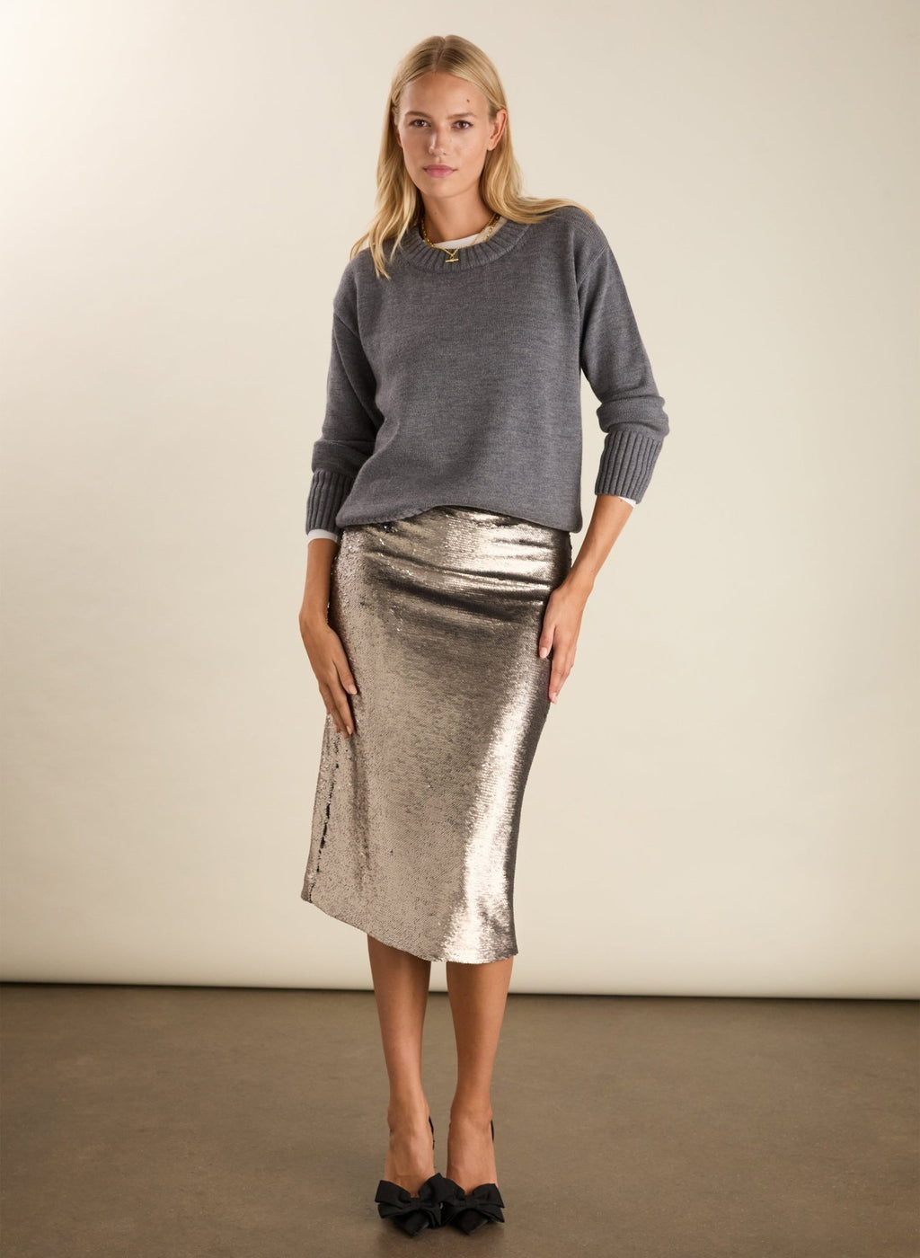 RENT - Toni Recycled Sequin Pencil Midi Skirt - Silver Grey Baukjen
