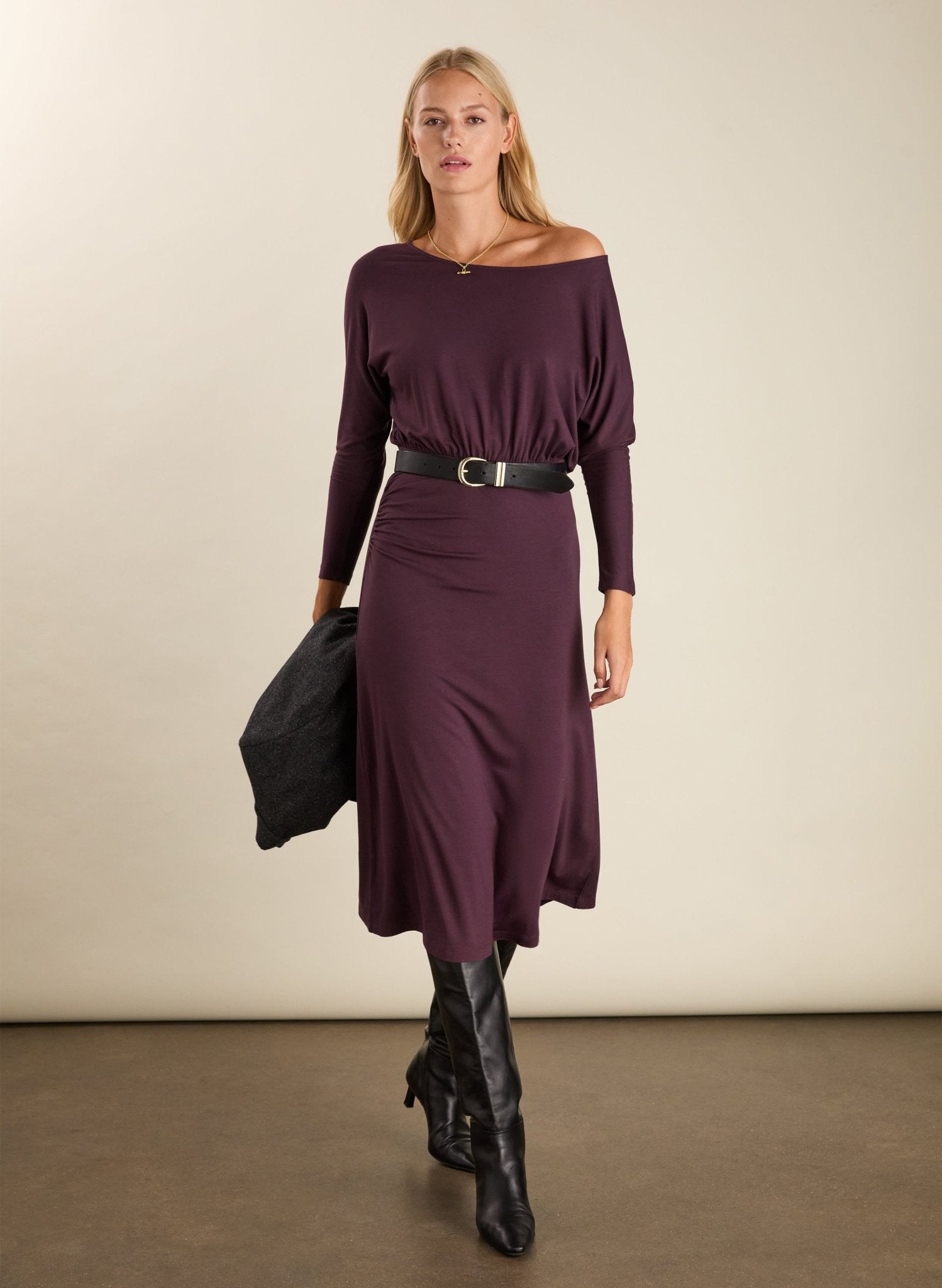 Sarah Jersey Midi Dress - Plum Baukjen