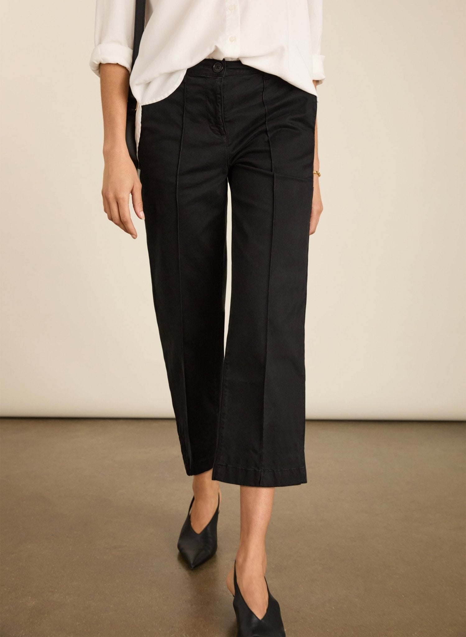 Taylor Organic Cotton Cropped Trousers - Caviar Black Baukjen
