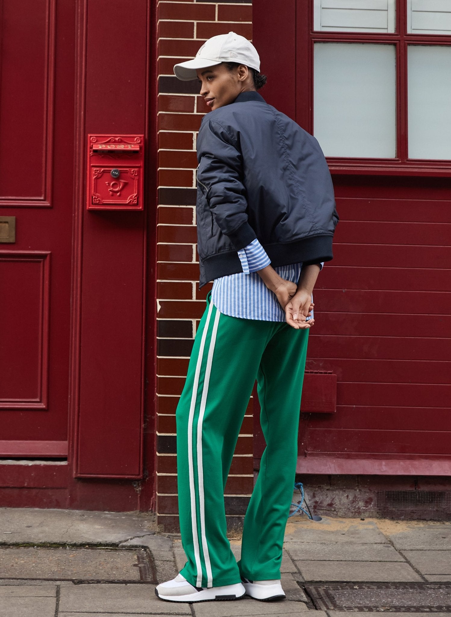 Tippi Side Stripe Trousers - Bright Emerald & White Baukjen
