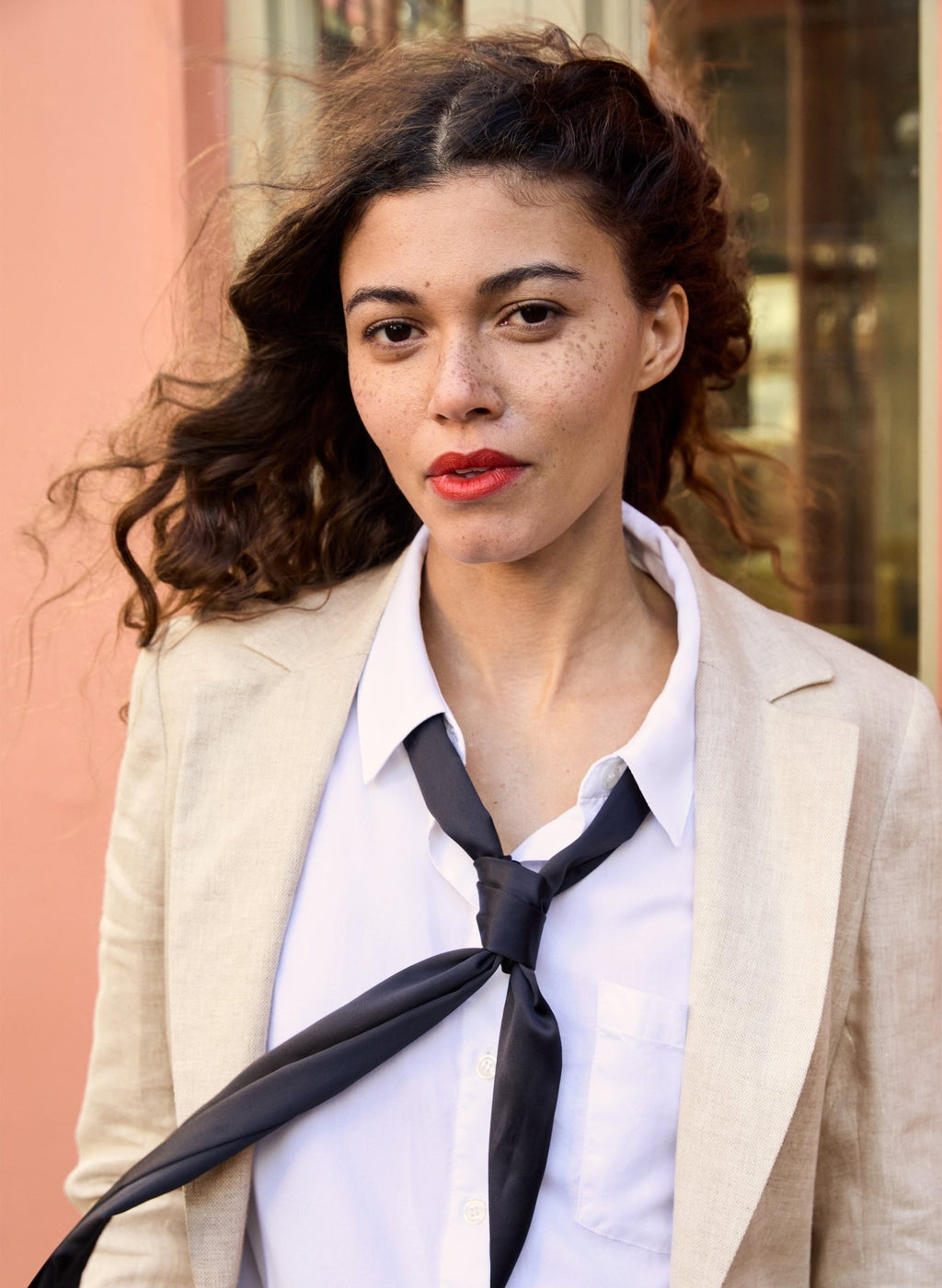 Tracy Linen Blazer - Neutral Baukjen
