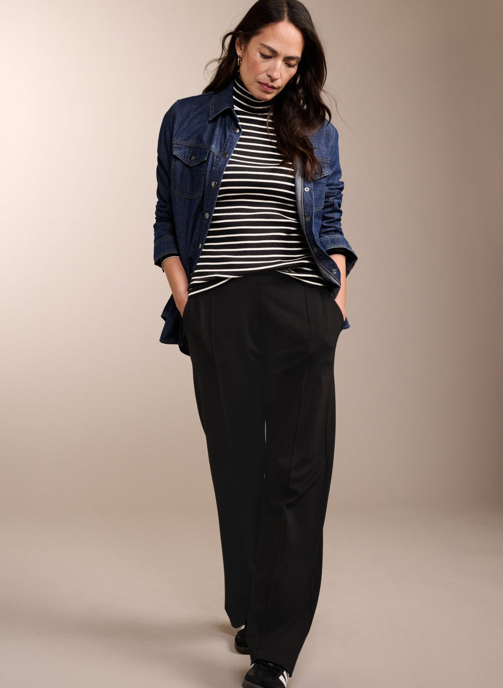 Vera Organic Cotton Top - Caviar Black & Soft White Baukjen