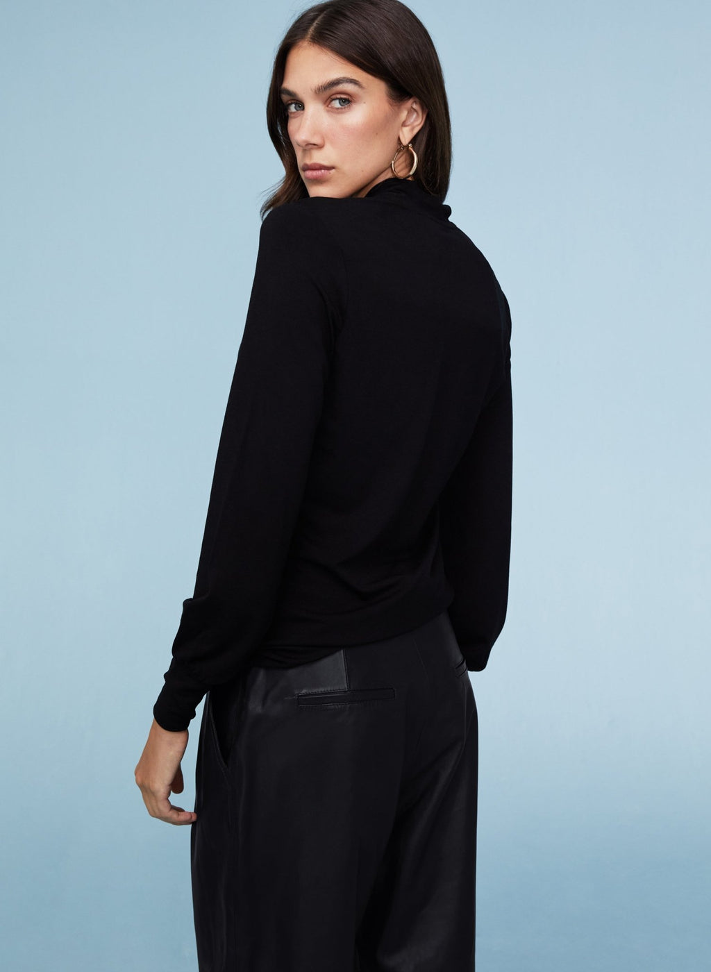 Verushka Blouse with LENZING™ ECOVERO™ - Caviar Black Baukjen