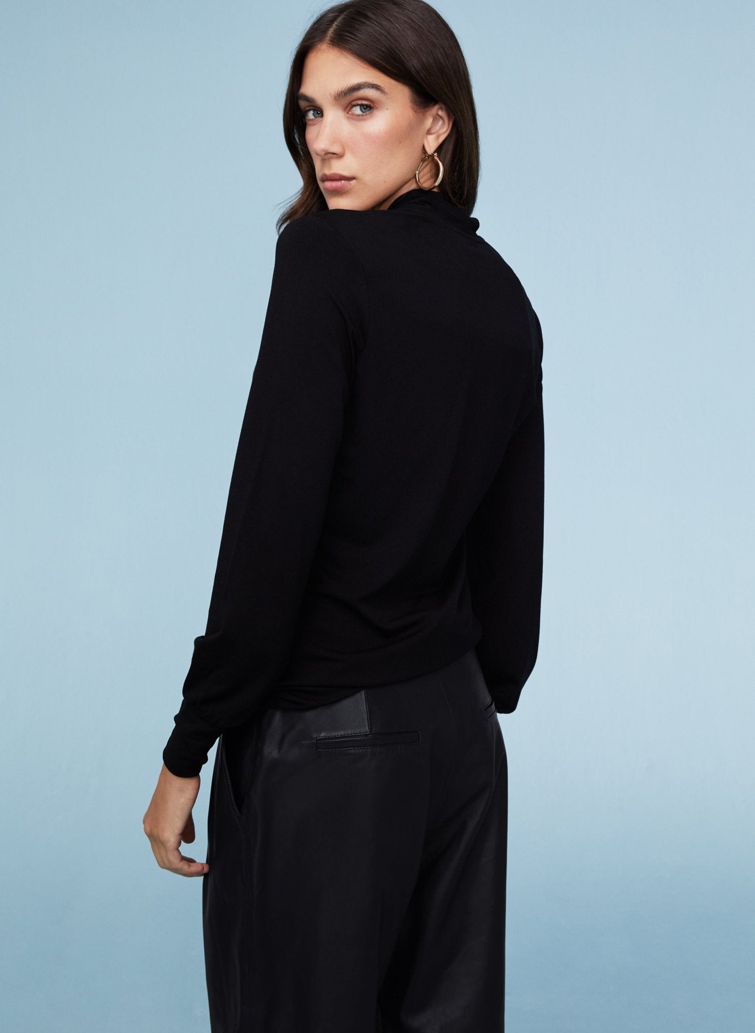 Verushka Blouse with LENZING™ ECOVERO™ - Caviar Black Baukjen