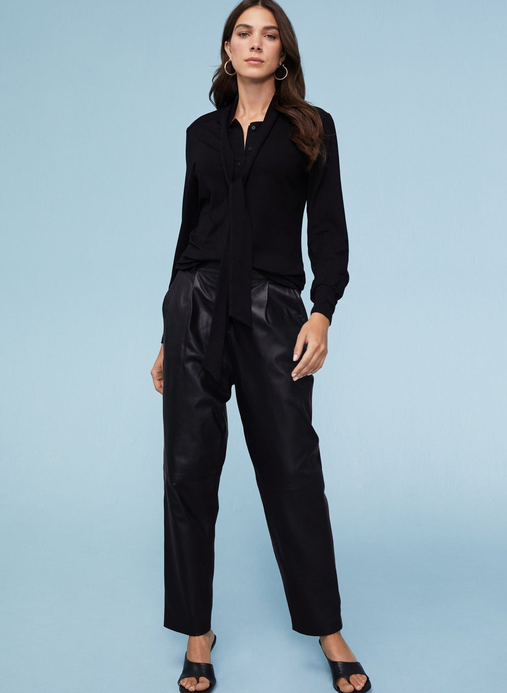 Verushka Blouse with LENZING™ ECOVERO™ - Caviar Black Baukjen