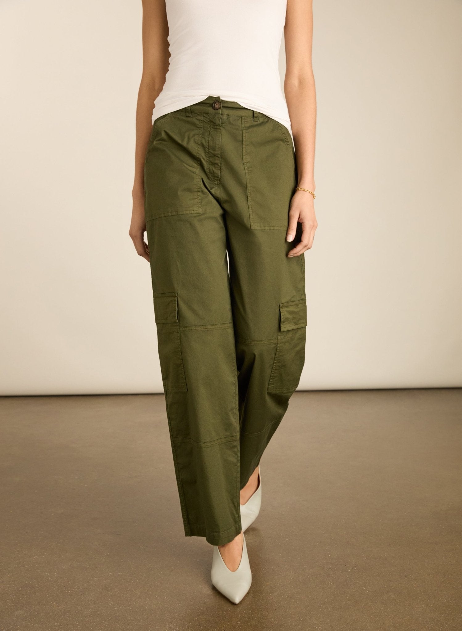 Zenya Organic Cotton Wide Leg Cargo Trousers - Dark Olive Baukjen
